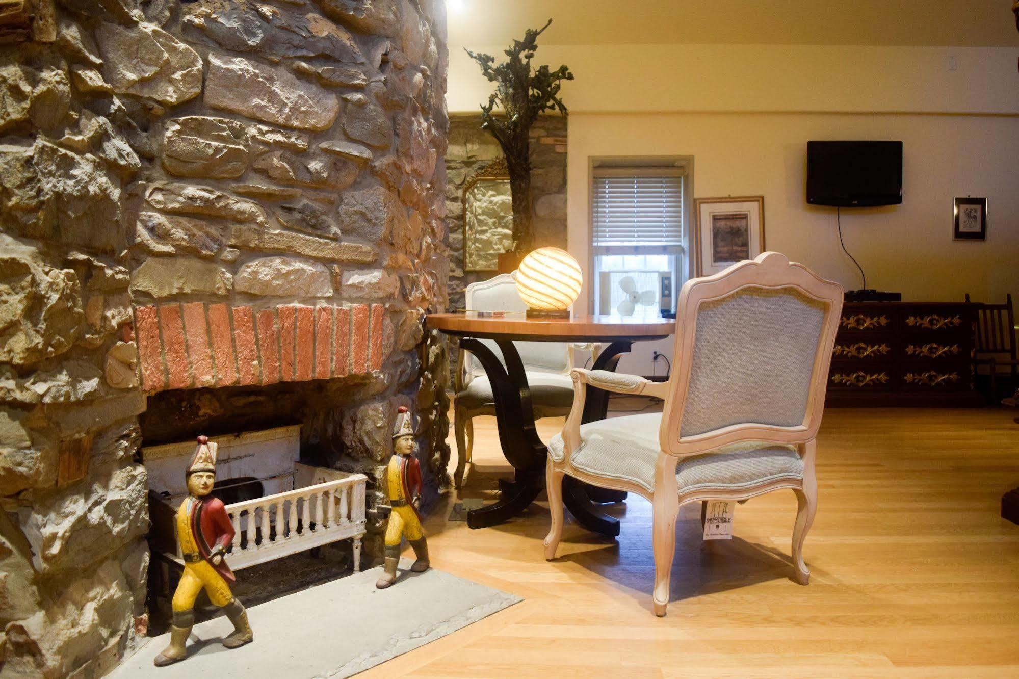 Chelsea Sun Inn Mount Bethel Eksteriør billede